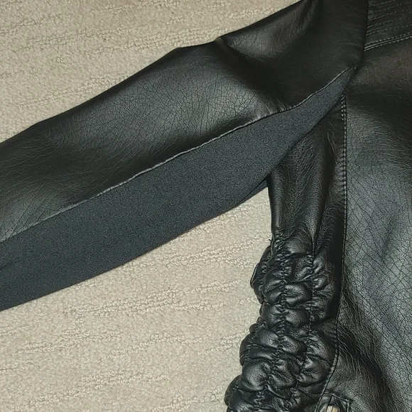 Charlotte Russe Jacket - Picture 4 of 5